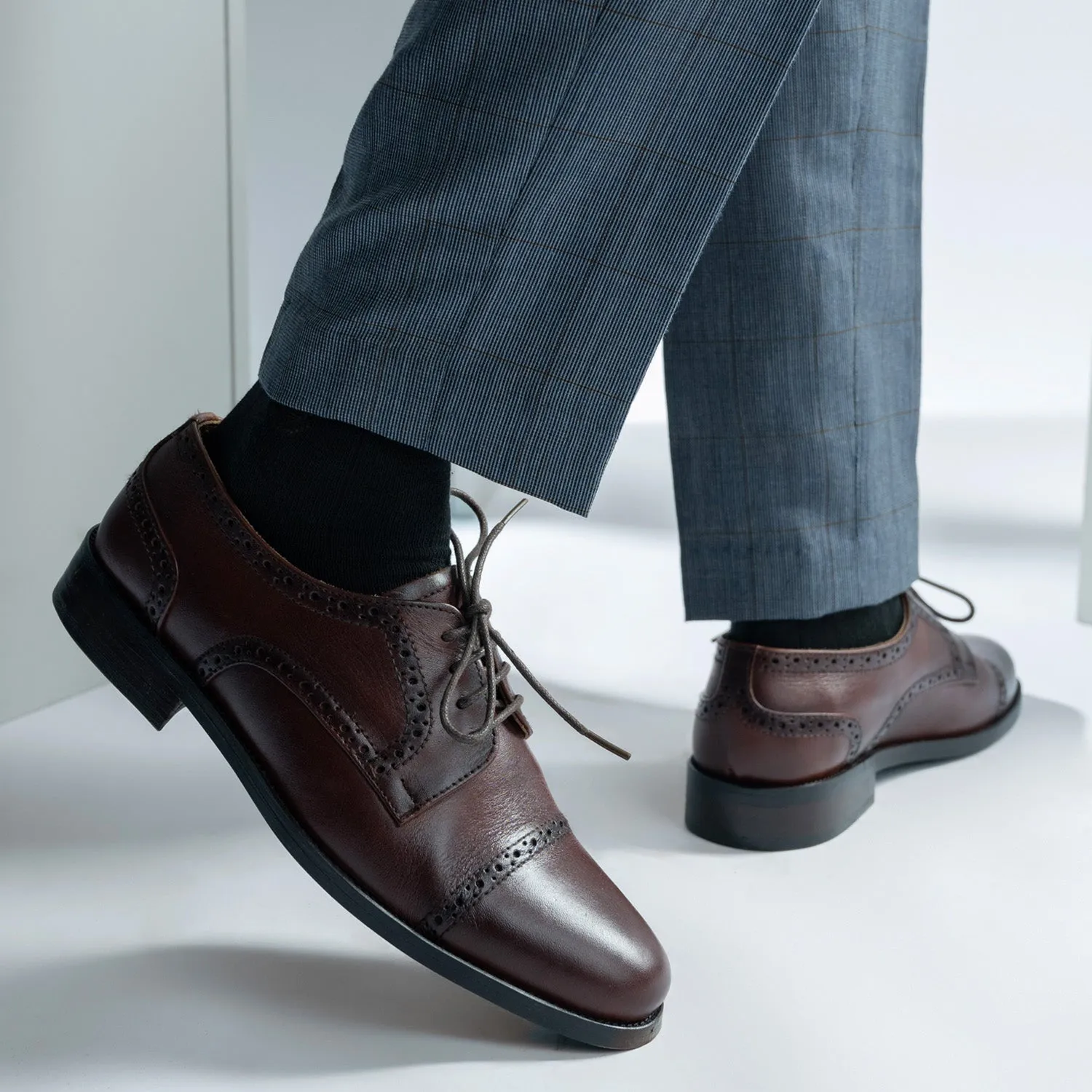 Dirk Brogues Derby Burnished Brown Leather Shoes