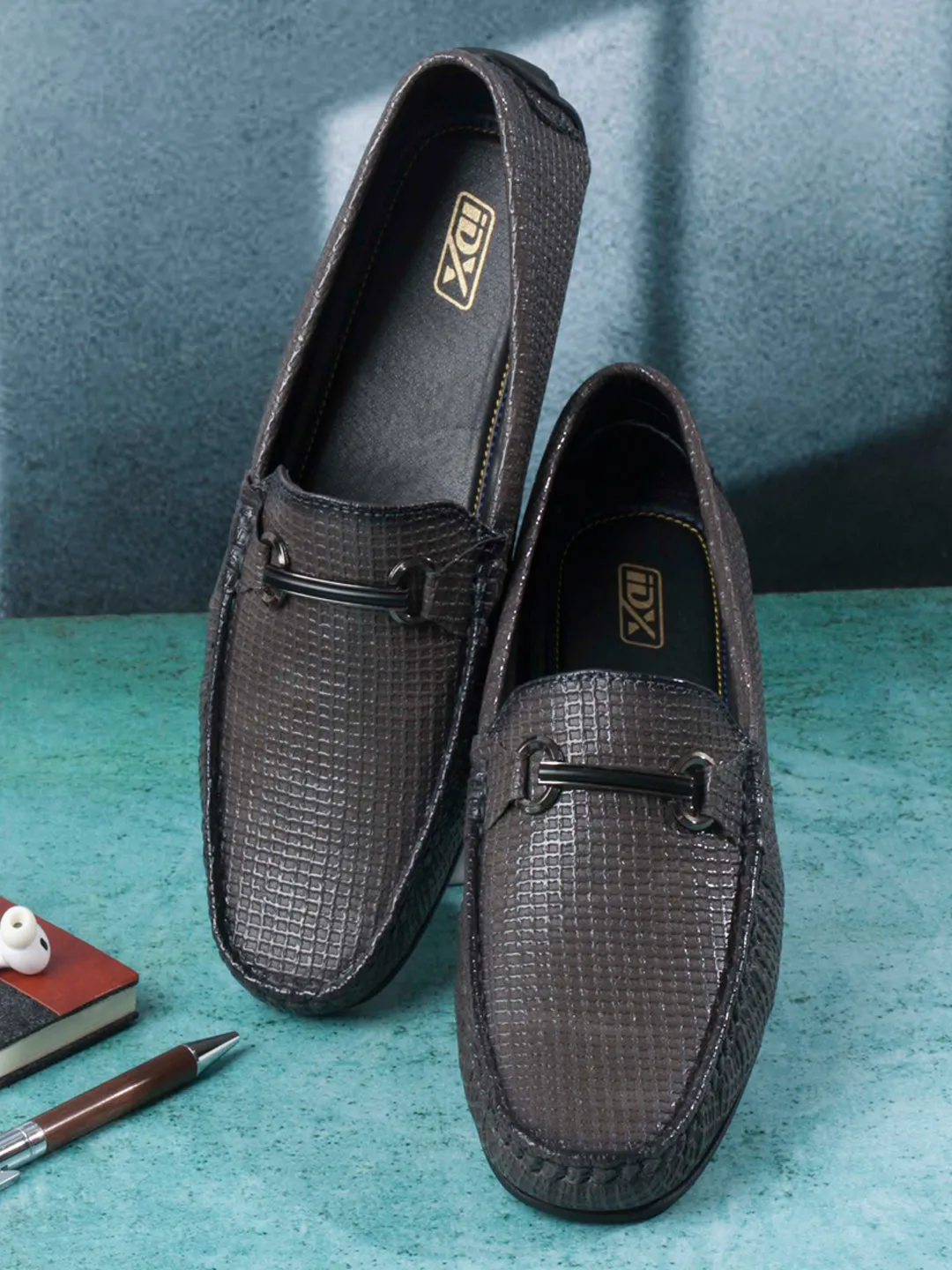 Men's Grey Moc Toe Casual Loafer (IX4108)