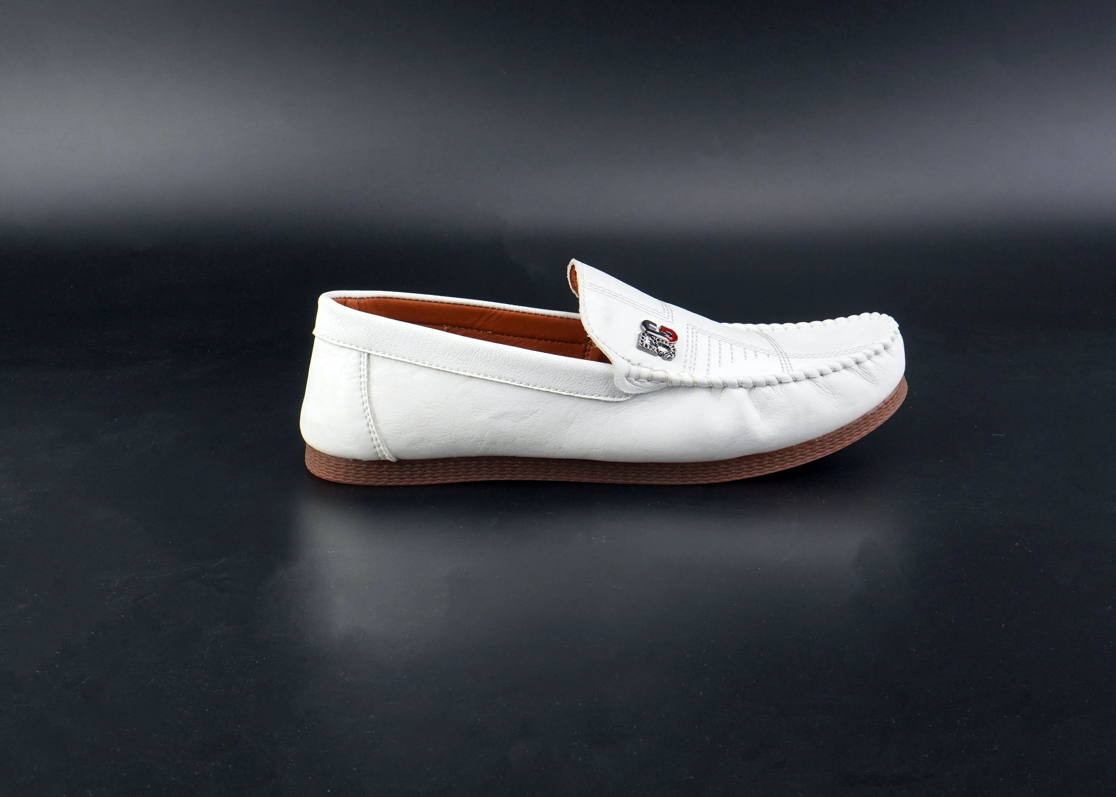 Summer White Classy loafers for men