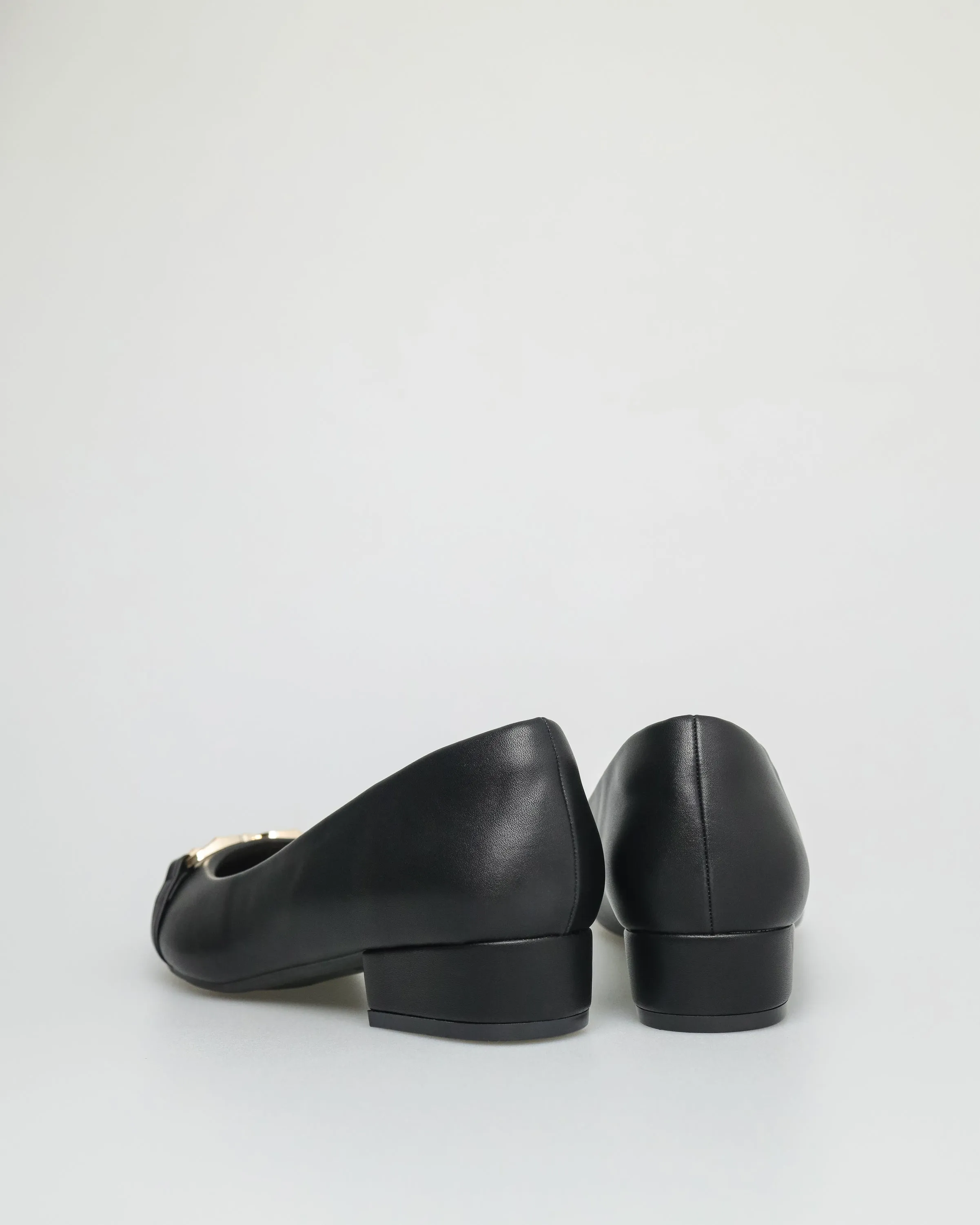 Tomaz NN229 Ladies Pointy Low Heels (Black)